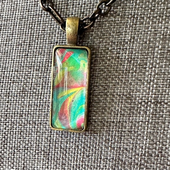 Hand painted Abstract Acrylic fluid pour art bezel pendant necklace pink blue - Picture 5 of 8